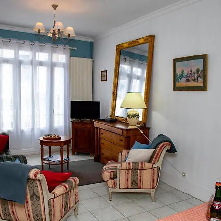 Surcouf ,5mn De La Et Du Parking Gratuit ,fibre